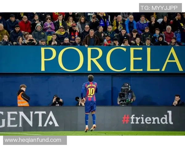 巴塞罗那宣布与前锋续约，梅西将再次领衔球队挑战西甲冠军