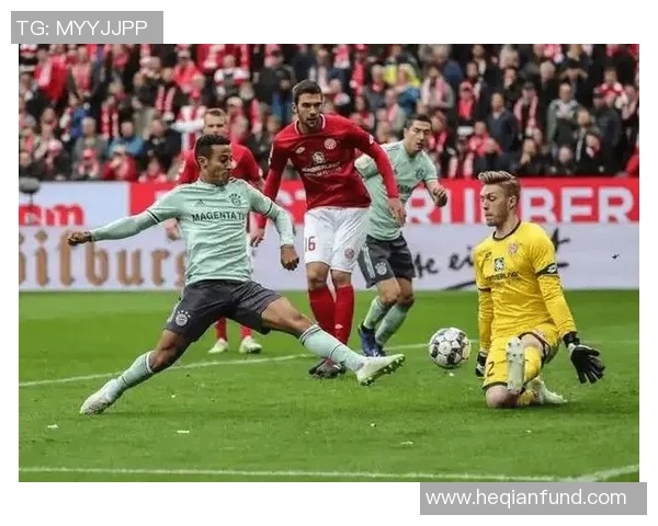 拜仁主场轻松取胜云斯克被压制德甲领先优势不减