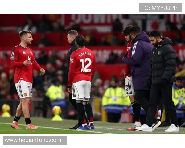 曼联寻求防线补强:中后卫引援或成夏季转会关键 曼联寻求防线补强:中后卫引援或成夏季转会关键