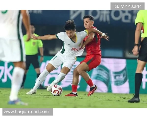 联赛杯八强对阵揭晓各队实力对决引发球迷热议 联赛杯八强对阵揭晓各队实力对决引发球迷热议