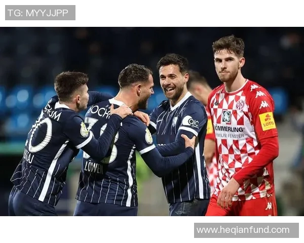 霍芬海姆三球轻取美因茨,客场表现抢眼助力球队获胜 霍芬海姆三球轻取美因茨,客场表现抢眼助力球队获胜